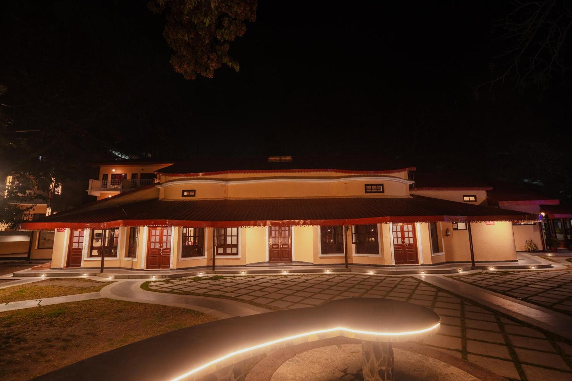 Bliss & Company By Hnh Hotel